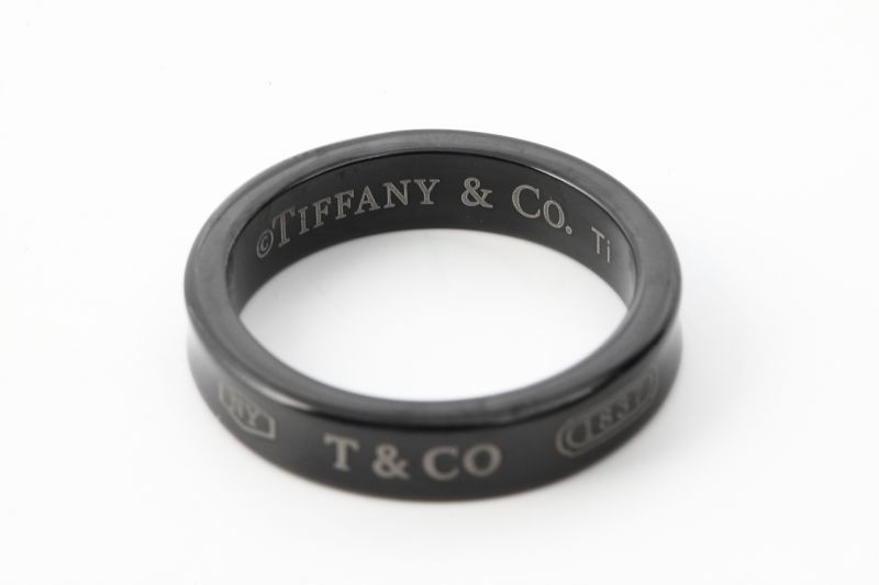 TIFFANY&Co[ティファニー] ”ティファニー1837” 1837 チタン ナロー 